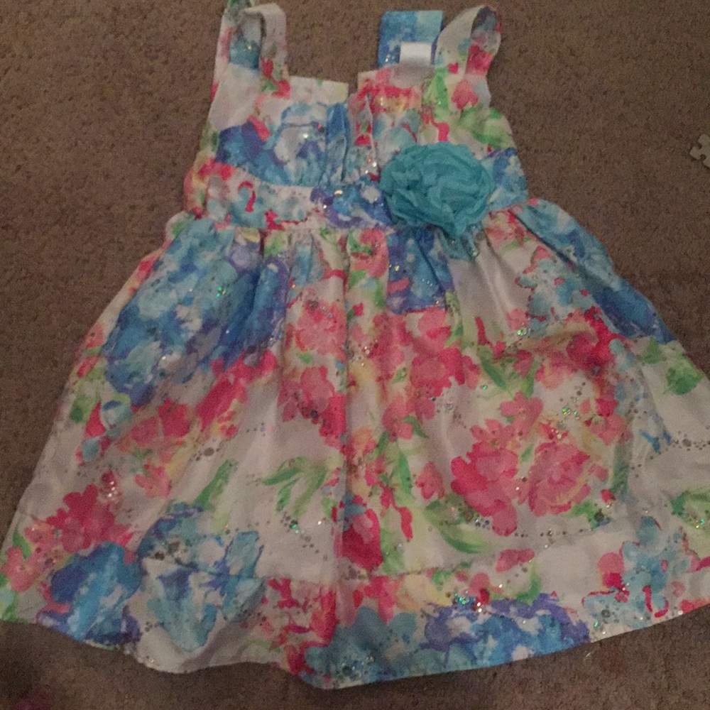 Girls dress